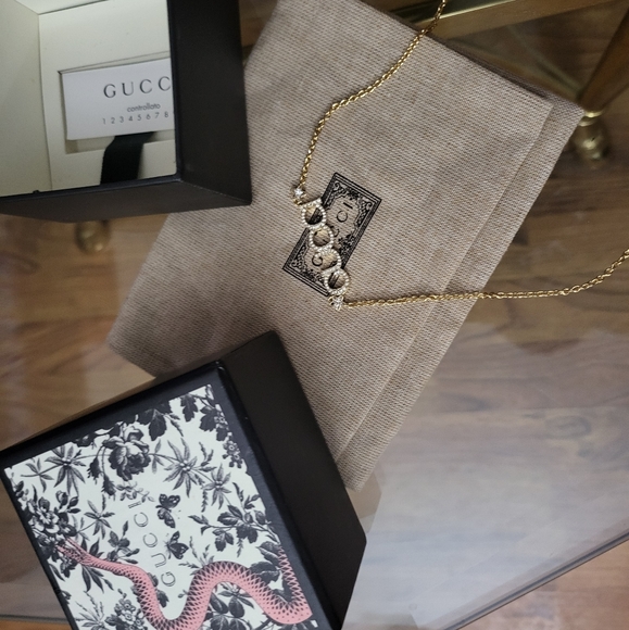 Authentic Gucci Logo Necklace Charm - Picture 3 of 11